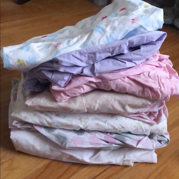 Crib sheets. - Picture 2 of 3